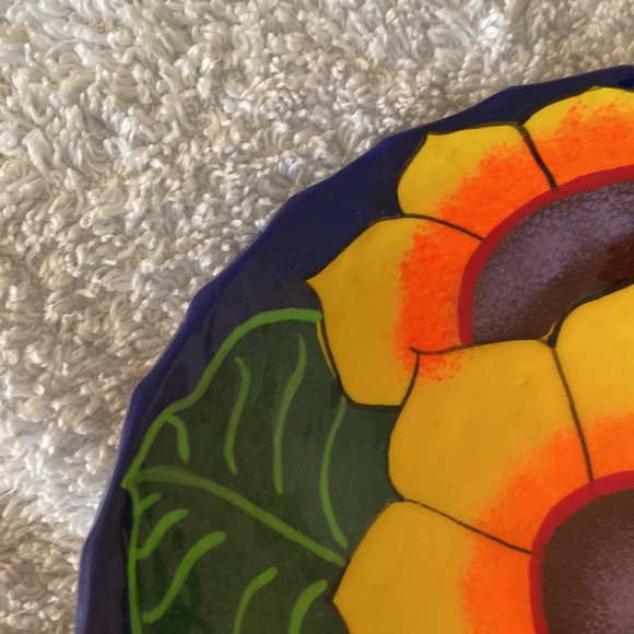 Mexican Sunflower pottery bowl - Picture 4 of 4